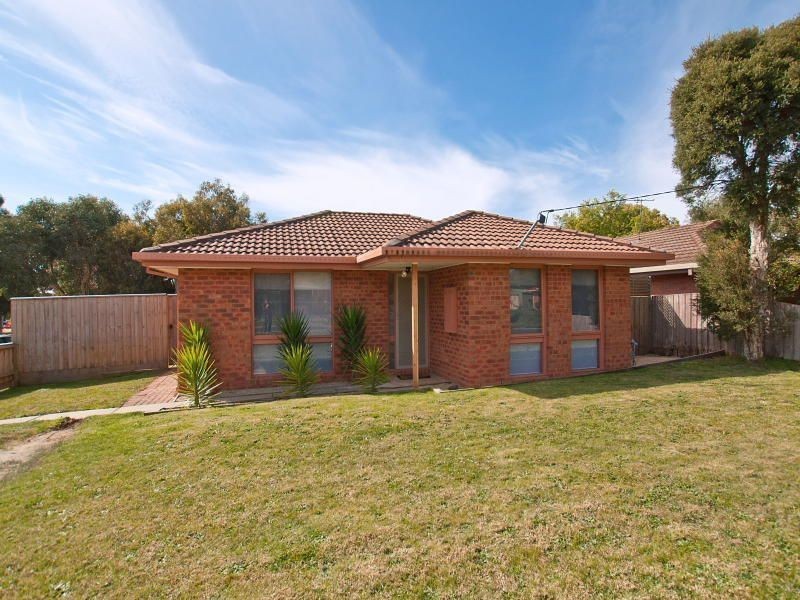 16 Trimble Drive, Langwarrin VIC 3910