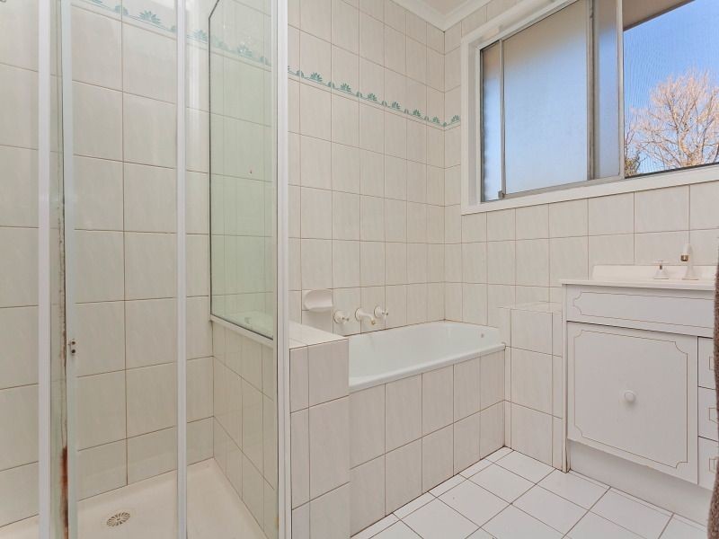 34 Gretana Crescent, Frankston VIC 3199