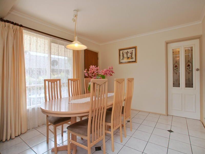 16 Coprosma Avenue, Frankston VIC 3199
