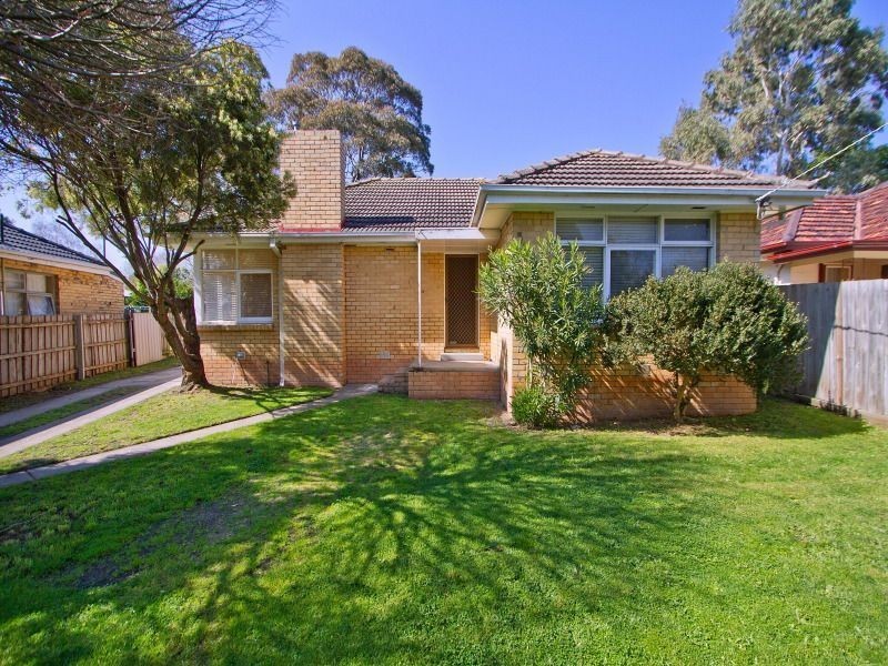 11 Lawrey Street, Frankston VIC 3199
