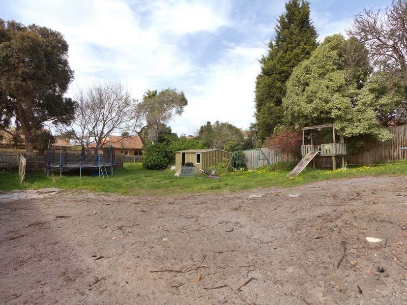 2/5 Cliff Road, Frankston VIC 3199