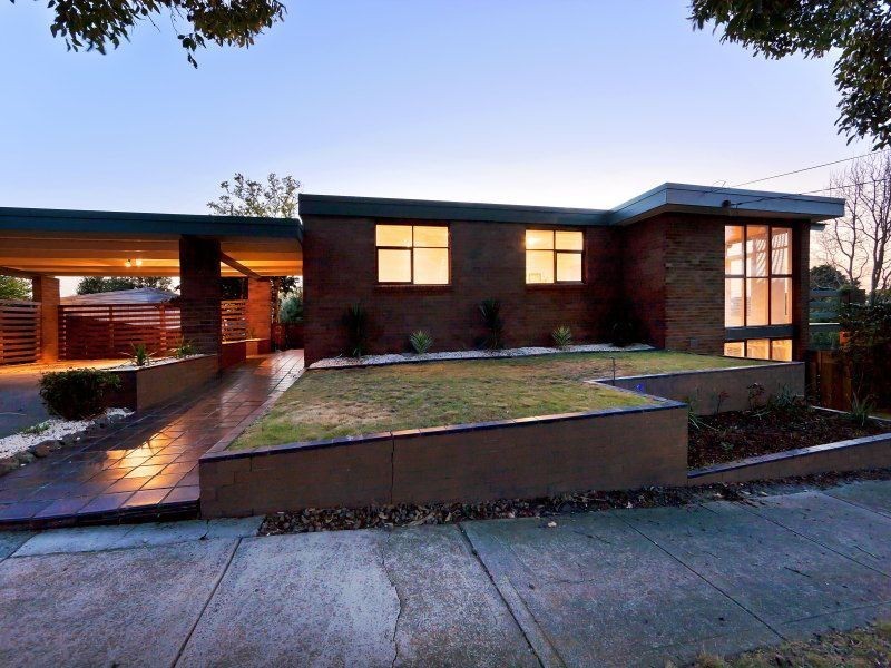 2 Meribah Court, Frankston VIC 3199