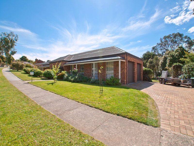 2 Maberley Crescent, Frankston South VIC 3199
