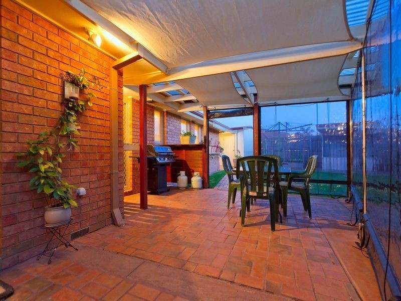 10 Talab Court, Chelsea Heights VIC 3196