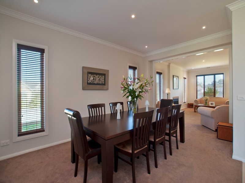 4 The Grange, Frankston South VIC 3199