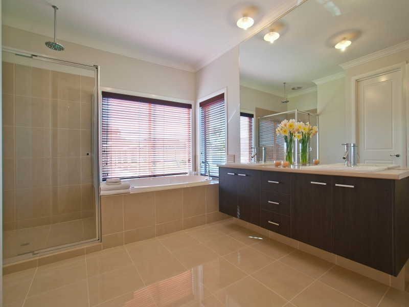 4 The Grange, Frankston South VIC 3199