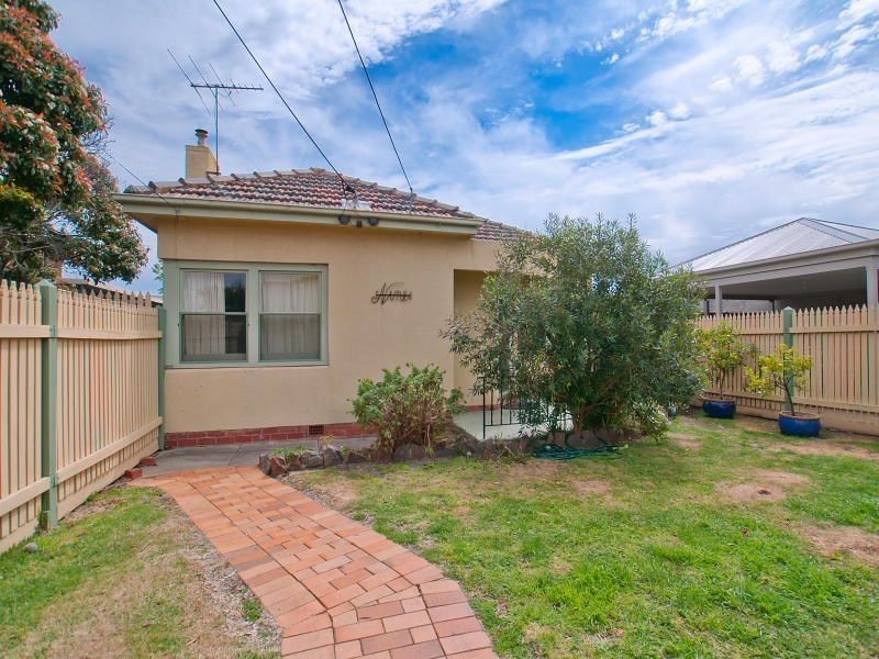 9 Finlay Street, Frankston VIC 3199