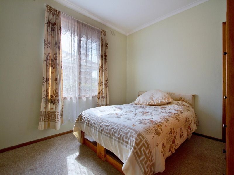 21 Dell Road, Frankston VIC 3199