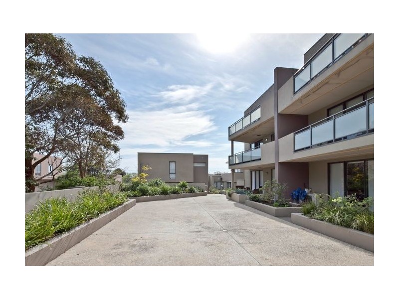 32/392-394 Nepean Highway, Frankston VIC 3199