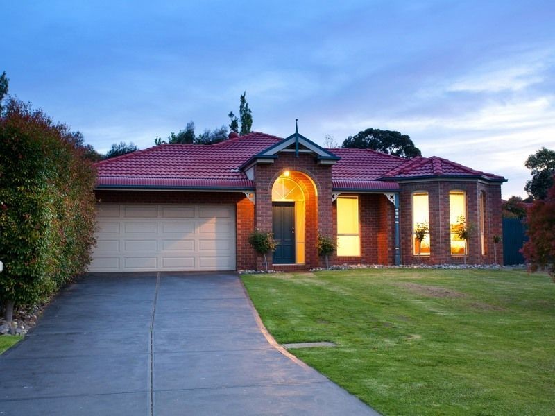 4 Bartlett Street, Frankston South VIC 3199