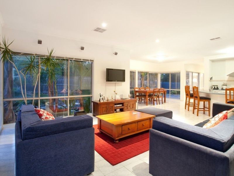 4 Bartlett Street, Frankston South VIC 3199