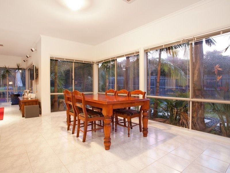 4 Bartlett Street, Frankston South VIC 3199