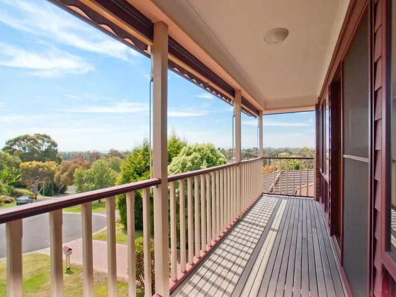 4 Tindal Court, Frankston South VIC 3199