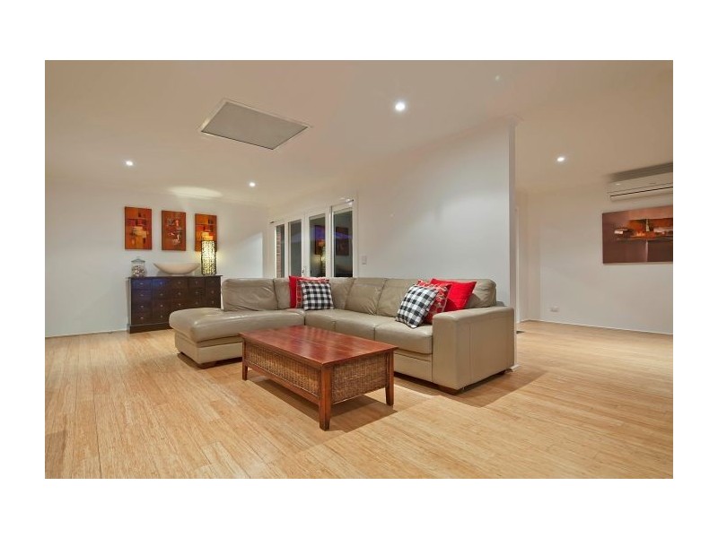 4 Crathie Court, Frankston VIC 3199