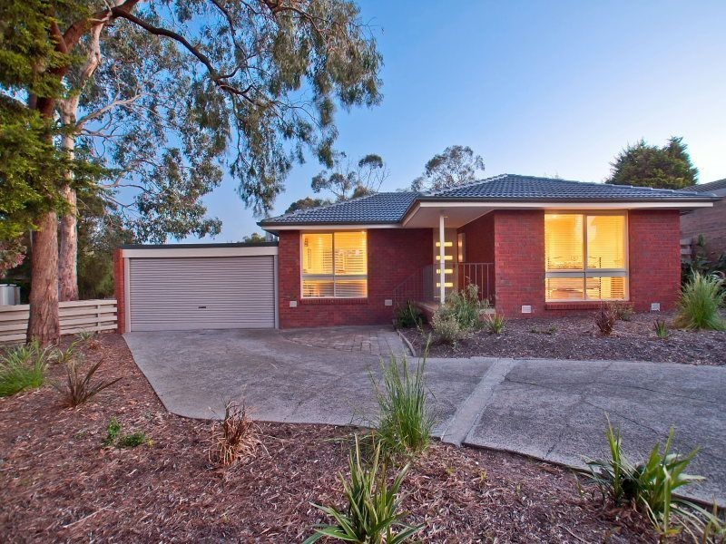 7 Dalkeith Court, Frankston VIC 3199