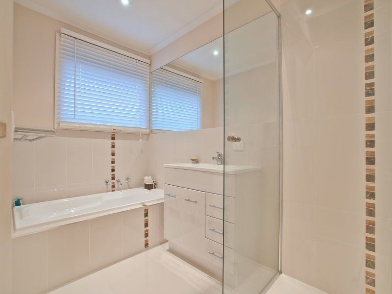 7 Dalkeith Court, Frankston VIC 3199