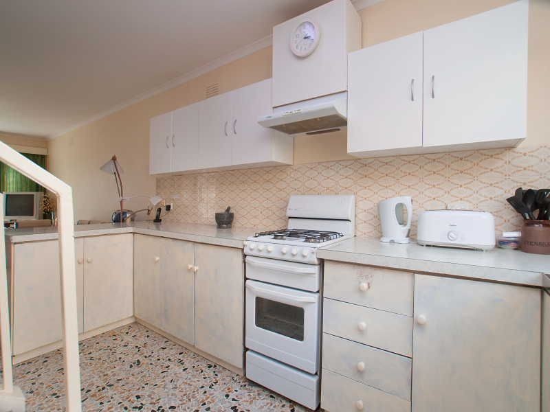 127 Beach Street, Frankston VIC 3199