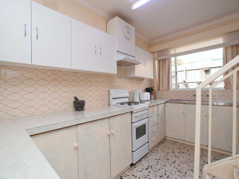 127 Beach Street, Frankston VIC 3199