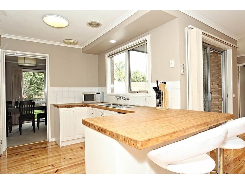 31 Oaklands Crescent, Frankston VIC 3199