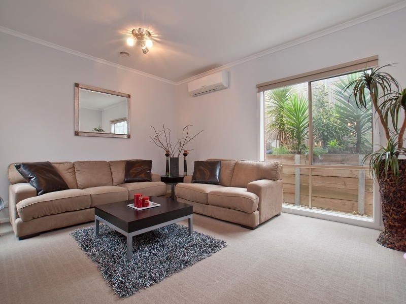 48 Clifton Park Drive, Carrum Downs VIC 3201