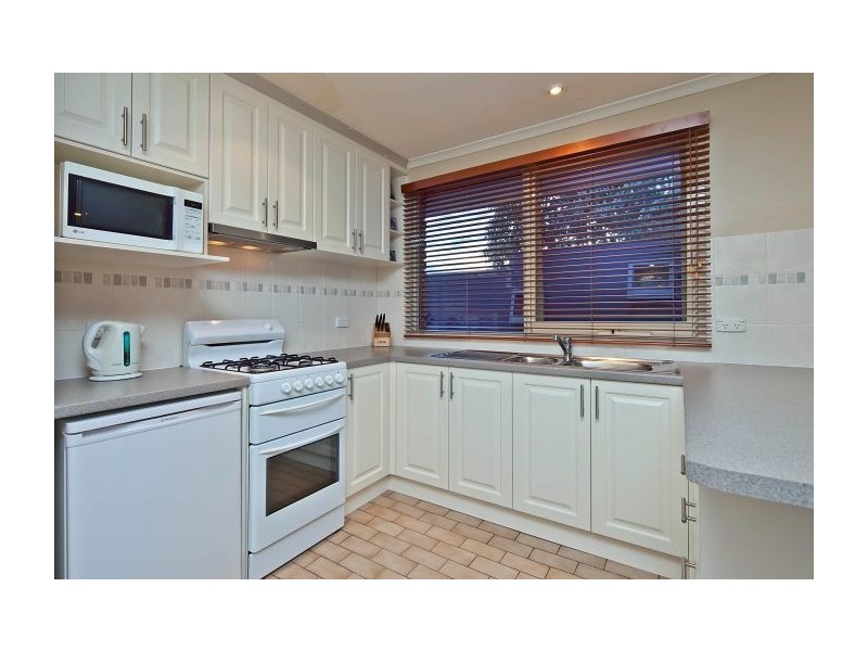 2/197 Seaford Road, Seaford VIC 3198