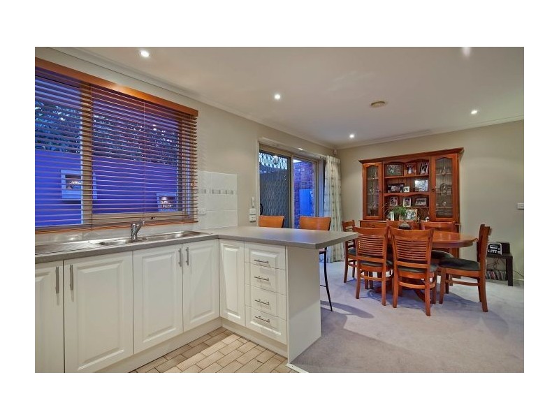 2/197 Seaford Road, Seaford VIC 3198