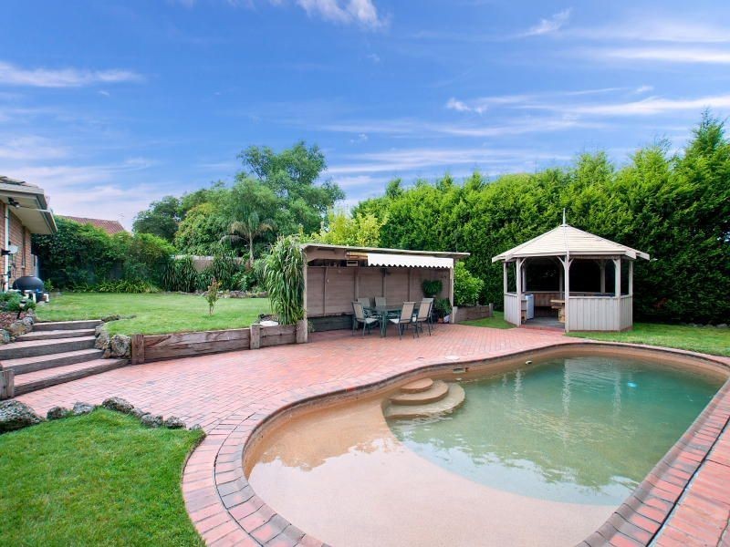 18 Conifer Court, Frankston South VIC 3199