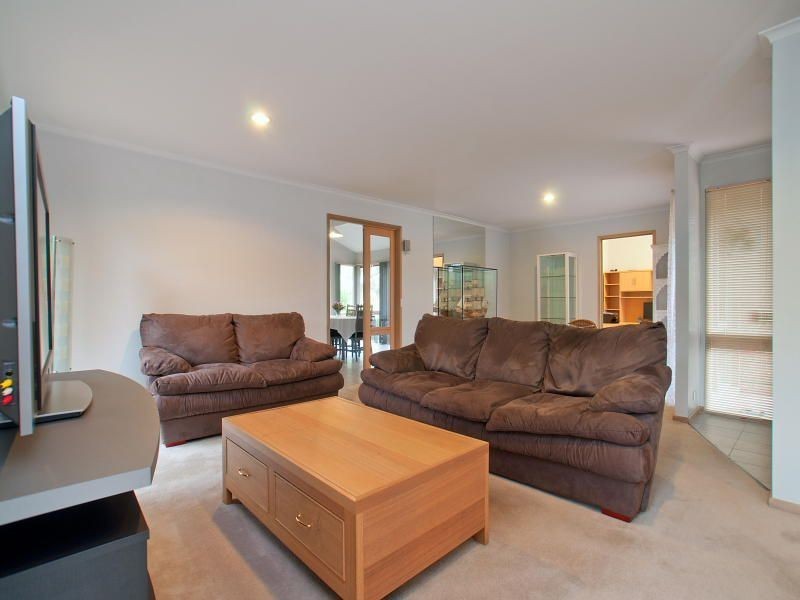 18 Conifer Court, Frankston South VIC 3199