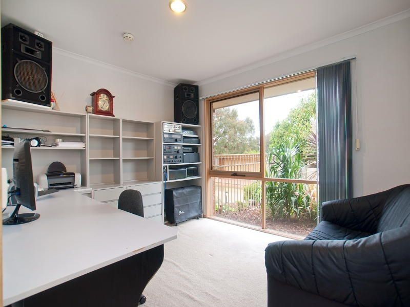 18 Conifer Court, Frankston South VIC 3199