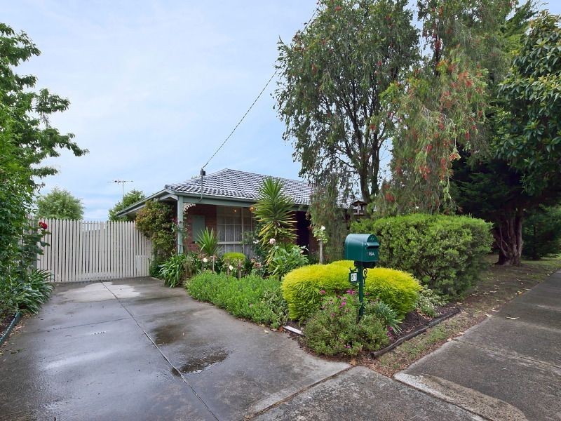 51 Pembroke Drive, Somerville VIC 3912