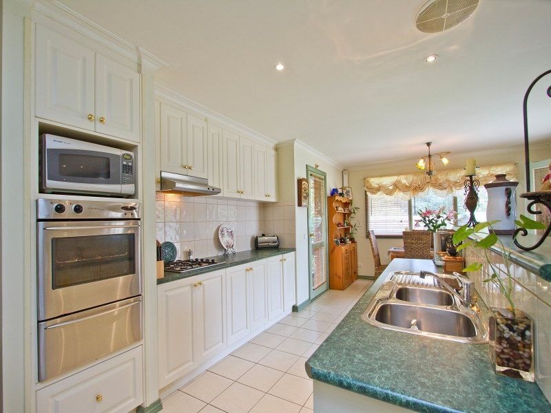 34 Callum Avenue, Somerville VIC 3912