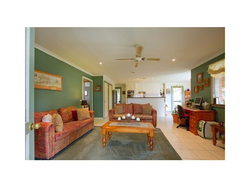 34 Callum Avenue, Somerville VIC 3912