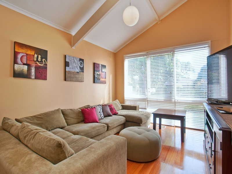 2 Hartley Court, Frankston VIC 3199