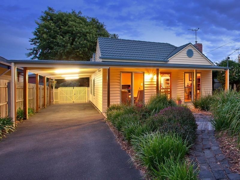 14 Bragge Street, Frankston VIC 3199