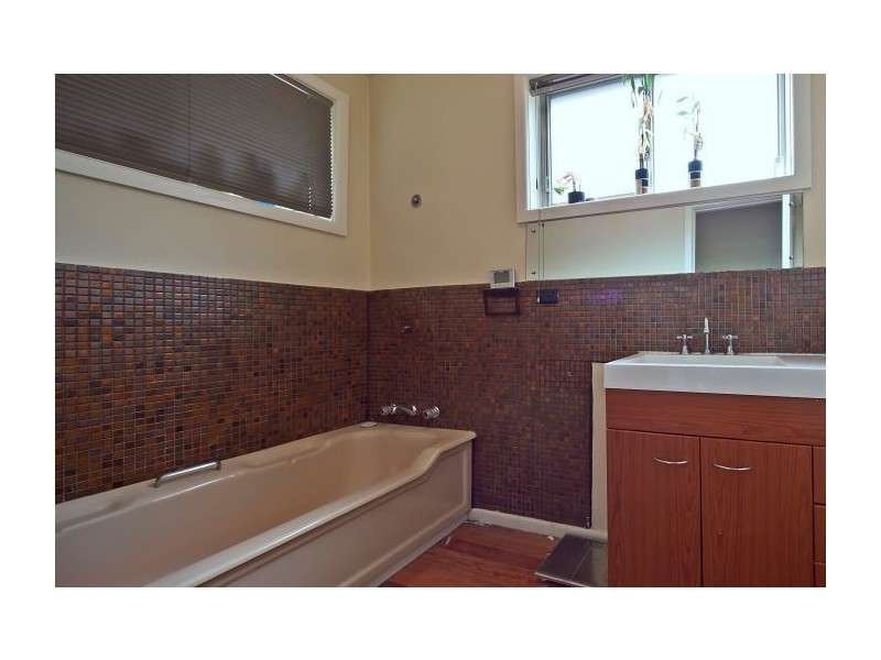 19 Belar Avenue, Frankston VIC 3199