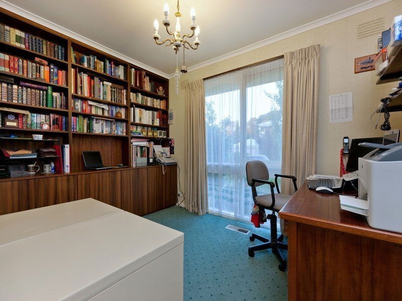 10 Guildford Close, Frankston VIC 3199