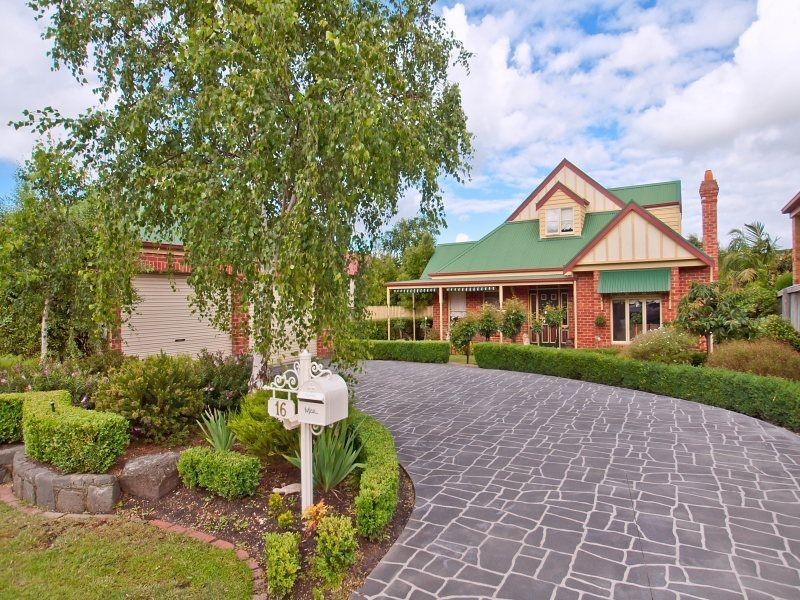 16 Stansfield Court, Frankston South VIC 3199