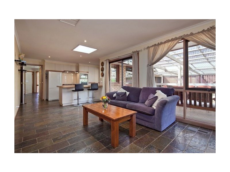 17 Seaquesta Court, Frankston VIC 3199