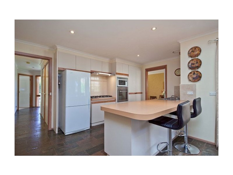 17 Seaquesta Court, Frankston VIC 3199