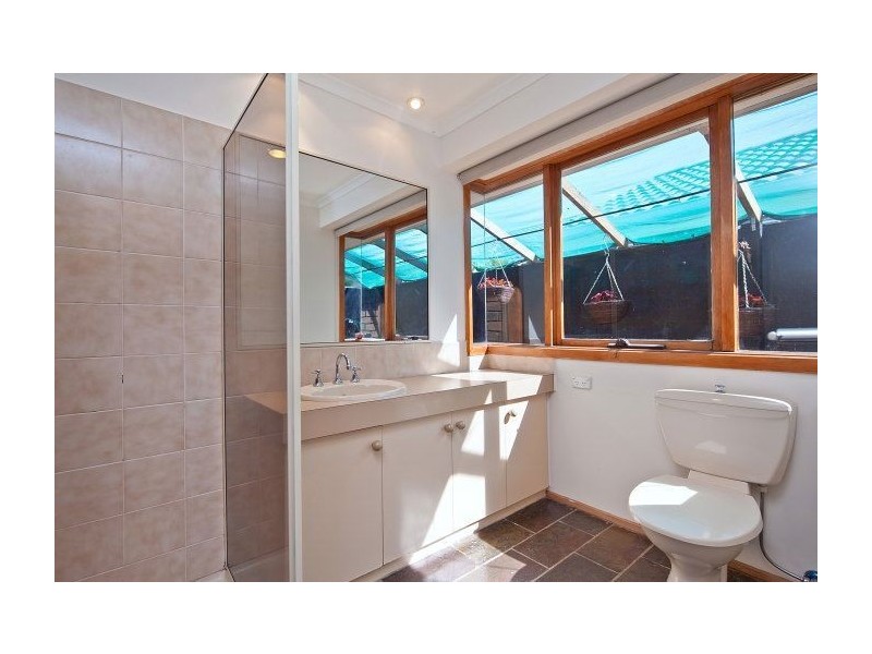 17 Seaquesta Court, Frankston VIC 3199