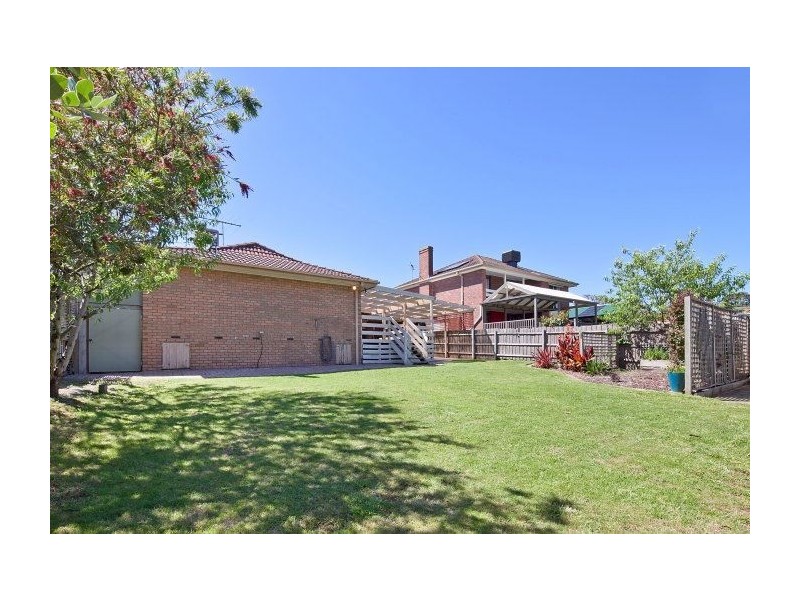 17 Seaquesta Court, Frankston VIC 3199