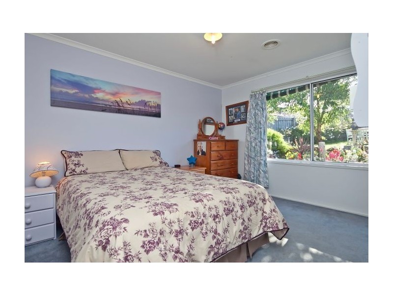 11 Bernard Court, Somerville VIC 3912