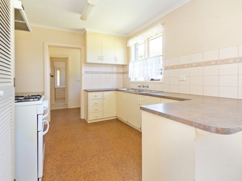 2 Hamilton Grove, Frankston South VIC 3199