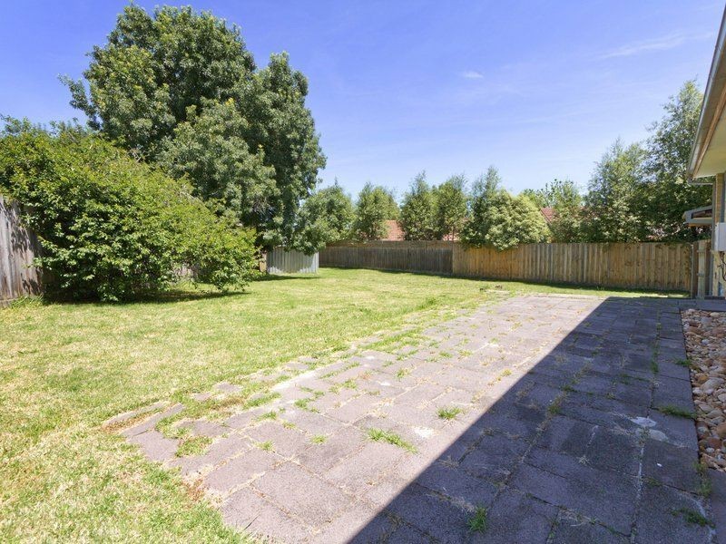 2 Hamilton Grove, Frankston South VIC 3199