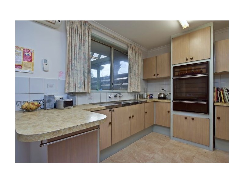 79 Lucerne Crescent, Frankston VIC 3199