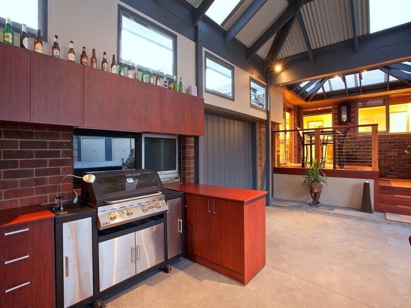 4 Dorchester Court, Frankston VIC 3199