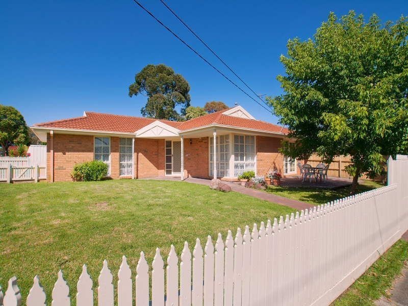 18 Norman Avenue, Frankston South VIC 3199