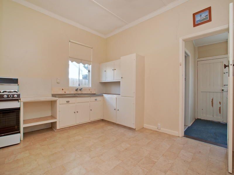 17 Burns Street, Frankston VIC 3199