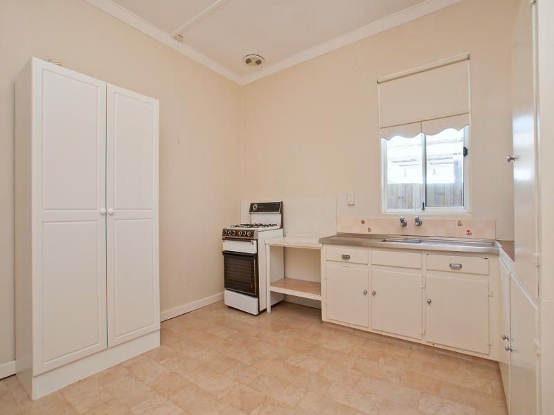 17 Burns Street, Frankston VIC 3199