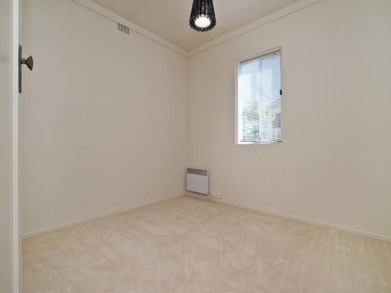 17 Burns Street, Frankston VIC 3199